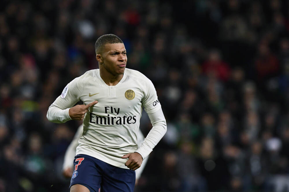 我国首个深水油田二次开发项目全面投产